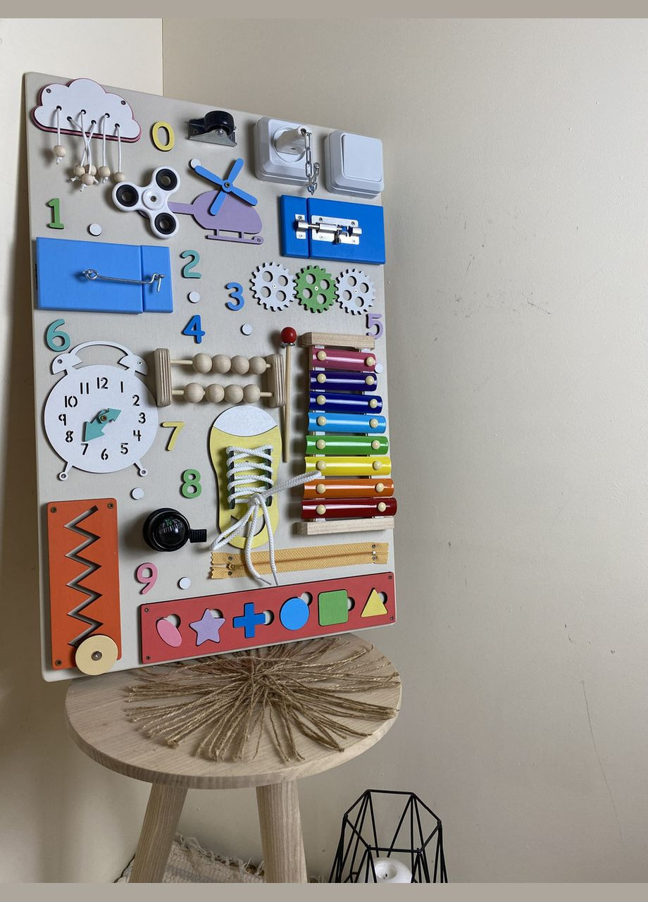 Универсальный бизиборд в цветах радуги 40х60 см No Brand (348357576)