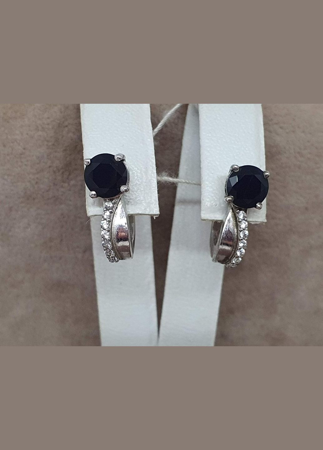 Серебряные серьги Синей с фианитами и сапфиром. 2423/9Р-HSPH AGNI (327416575)