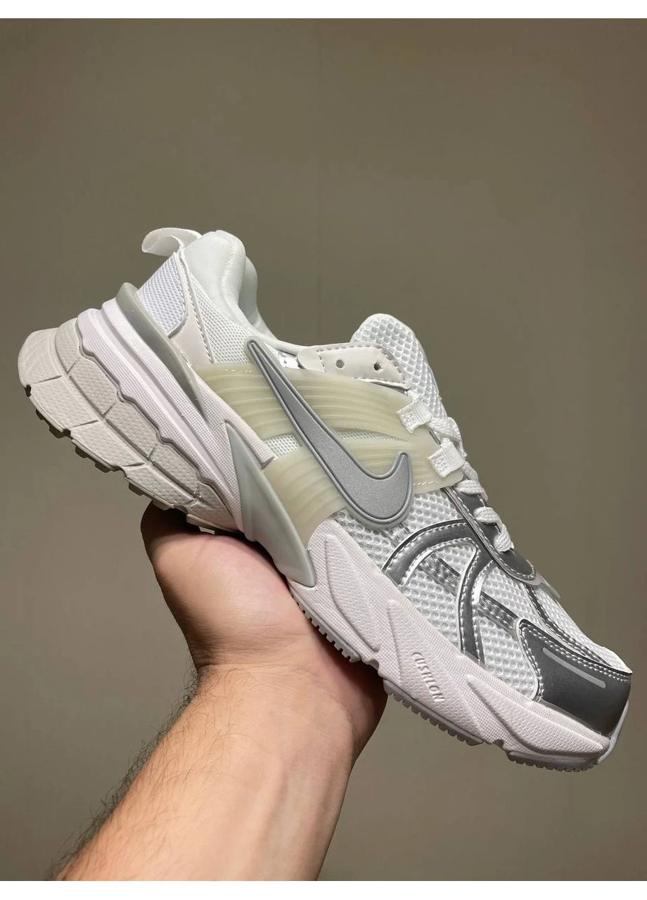Цветные кроссовки v2k run white/grey (белый/серый) No Brand