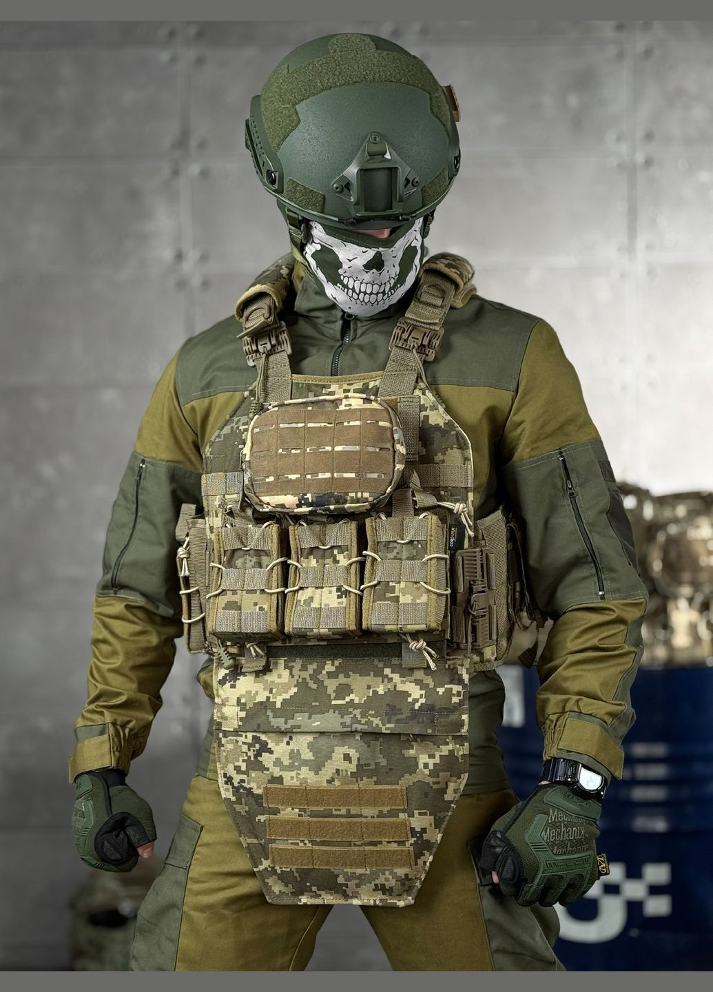 Тактическая плитоноска с напашником и подсумками пиксель No Brand (322186336)