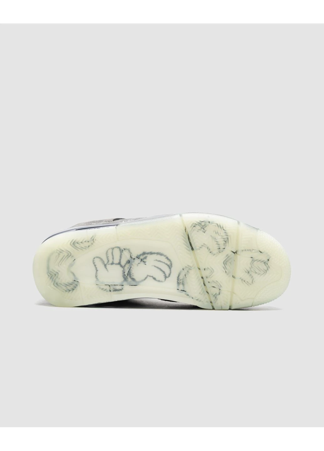 Серые демисезонные кроссовки мужские nike air jordan 4 kaws grey найк аир джордан серые No Brand