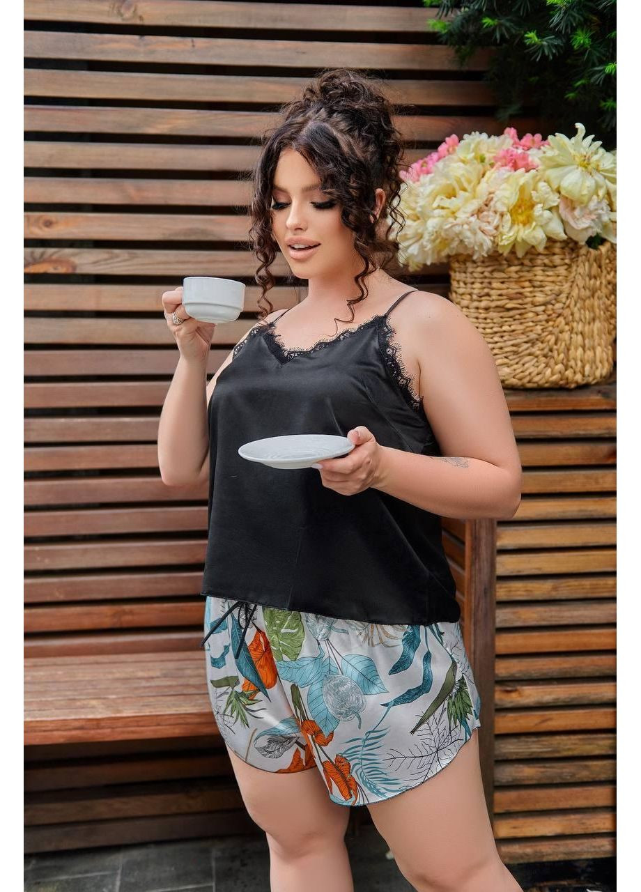 Комбінована жіноча піжама чорний топ і квіткові шорти plus size / жіноча сатинова піжама з мереживним топом / жіноча піжама зі шовку армані No Brand