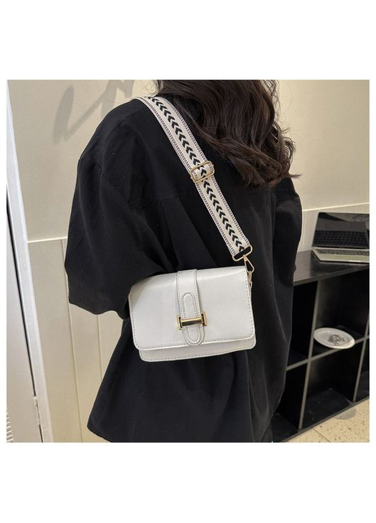 Белая женская сумка с тканевым ремешком КиП (270016477)