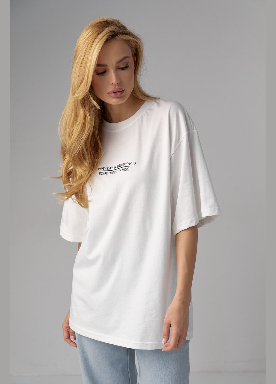 Молочна літня жіноча футболка з принтом brooklyn Lurex