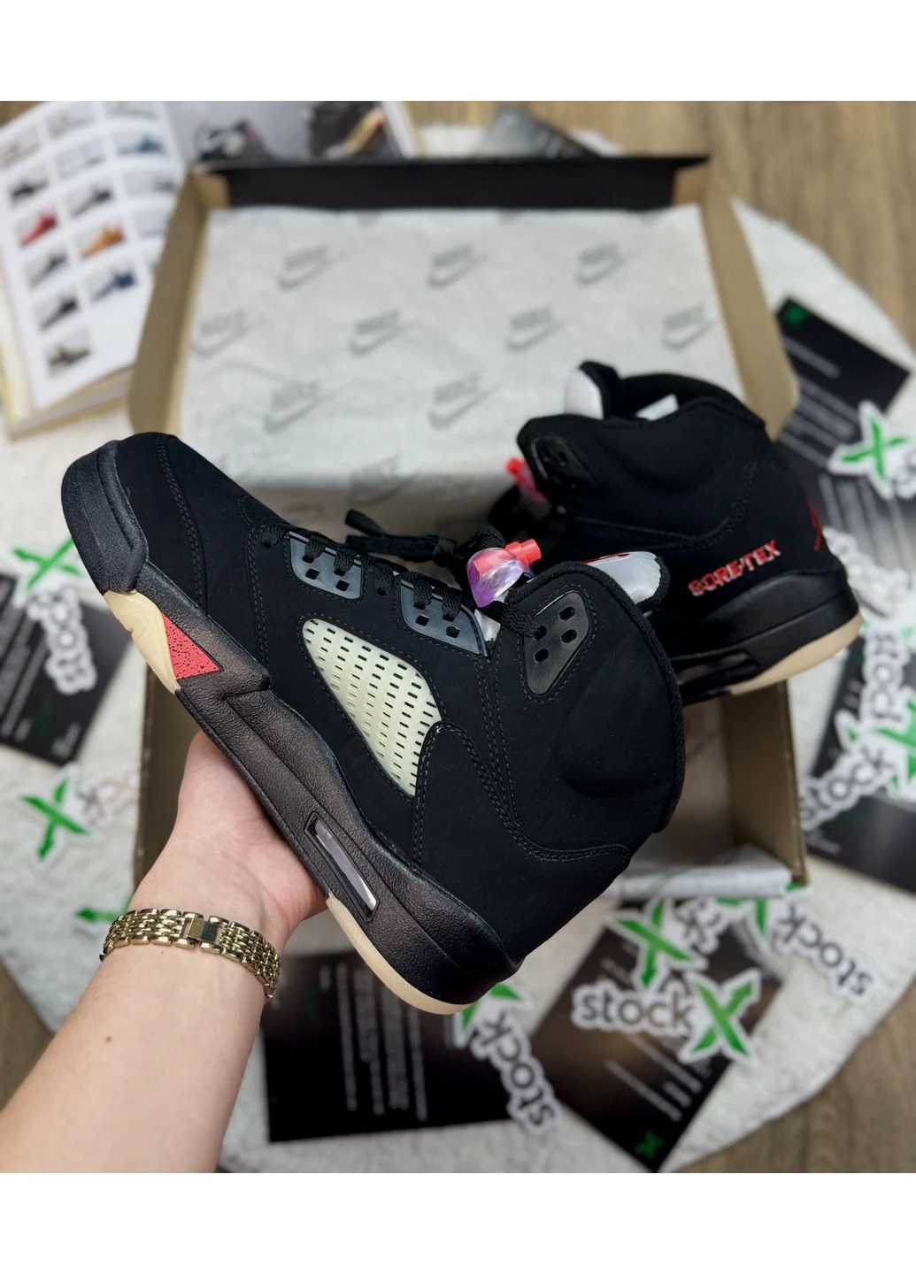 Цветные демисезонные кроссовки мужские nike air jordan 5 retro off noir gore-tex найк аир джордан No Brand