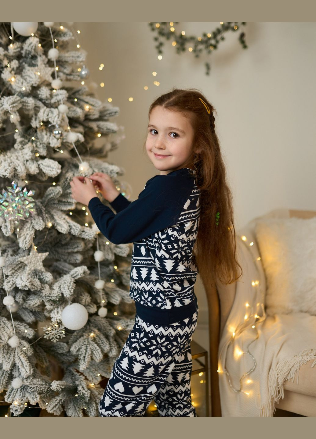 Темно-синяя всесезон детская пижама синего цвета новогодняя кофта брюки хлопчатобумажная tom john family look кофта + брюки Nicoletta