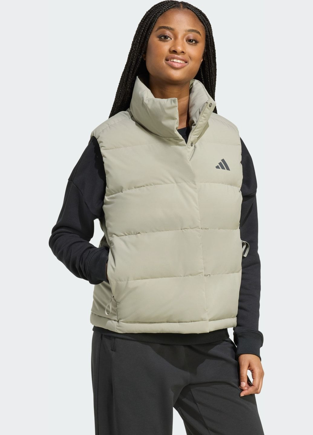 Зелена демісезонна пуховий жилет helionic climawarm relaxed adidas