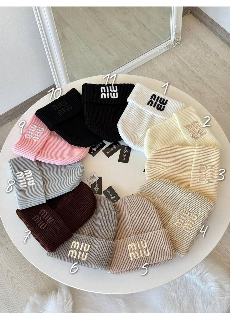 Шапка жіноча із невисокой лопаткой універсального розміру. Тепла та стильна шапка із подвійним відворотом No Brand (362917744)