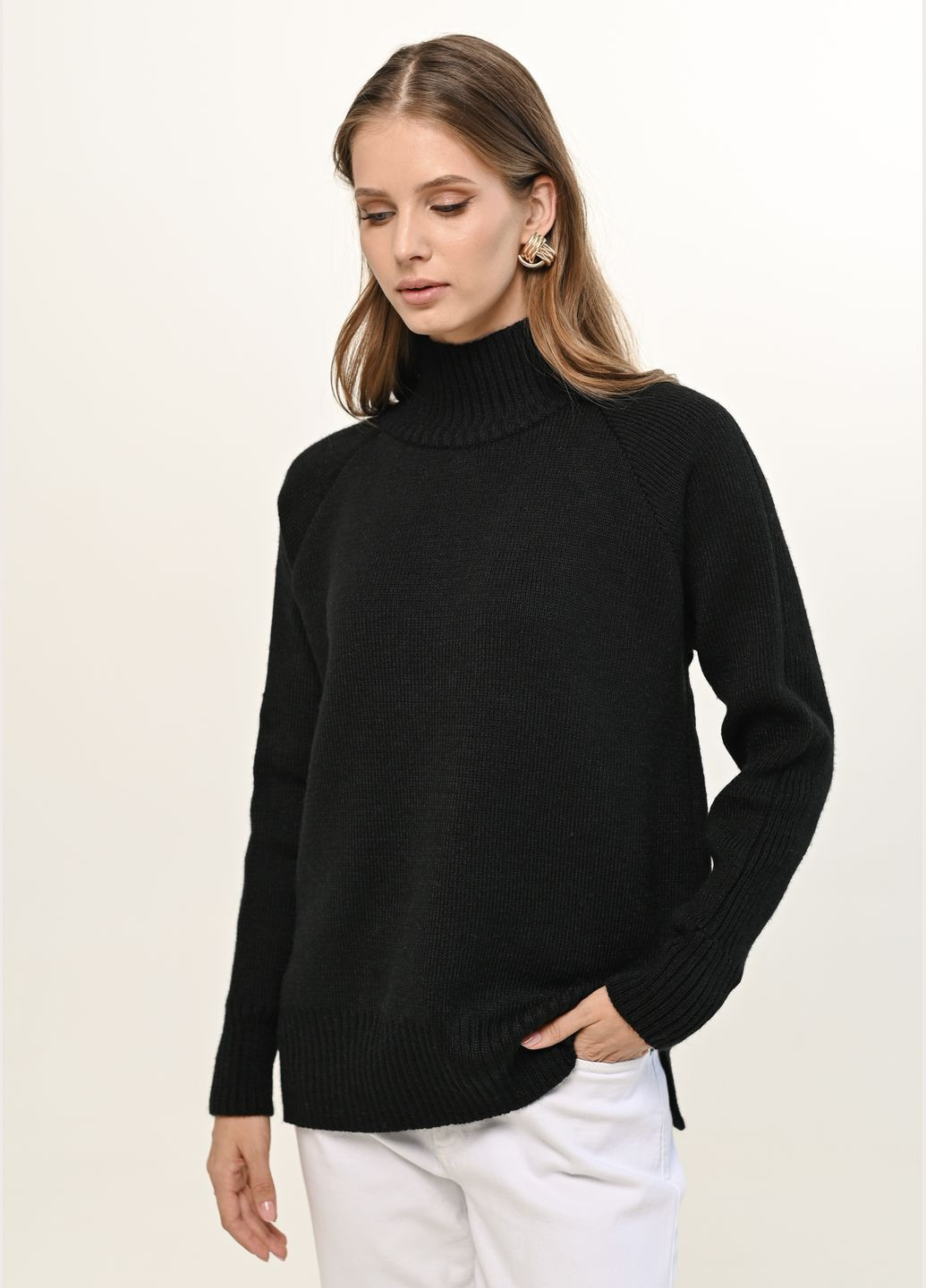 Черный зимний свитер базовый джемпер Teplo