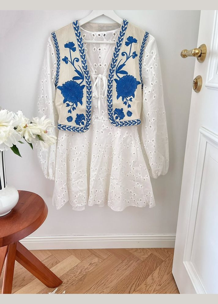 Белое платье мини из прошвы 111167 белый No Brand