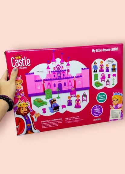 Замок с куклами-персонажами и мебелью (музыка, свет) MIC (372822149)