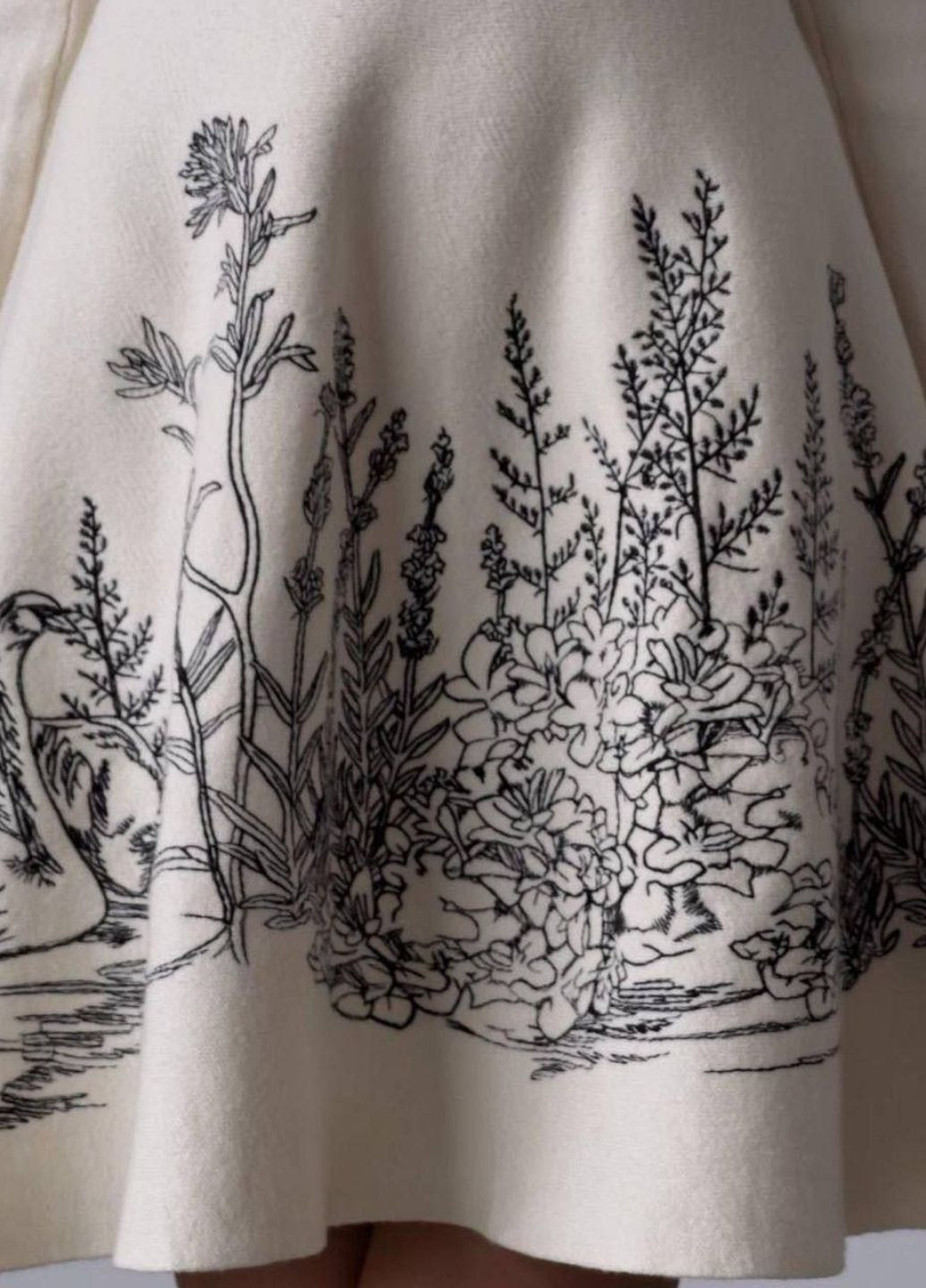 Молочна повсякденний стильна сукня з ангори кльош Tik-Tak з квітковим принтом