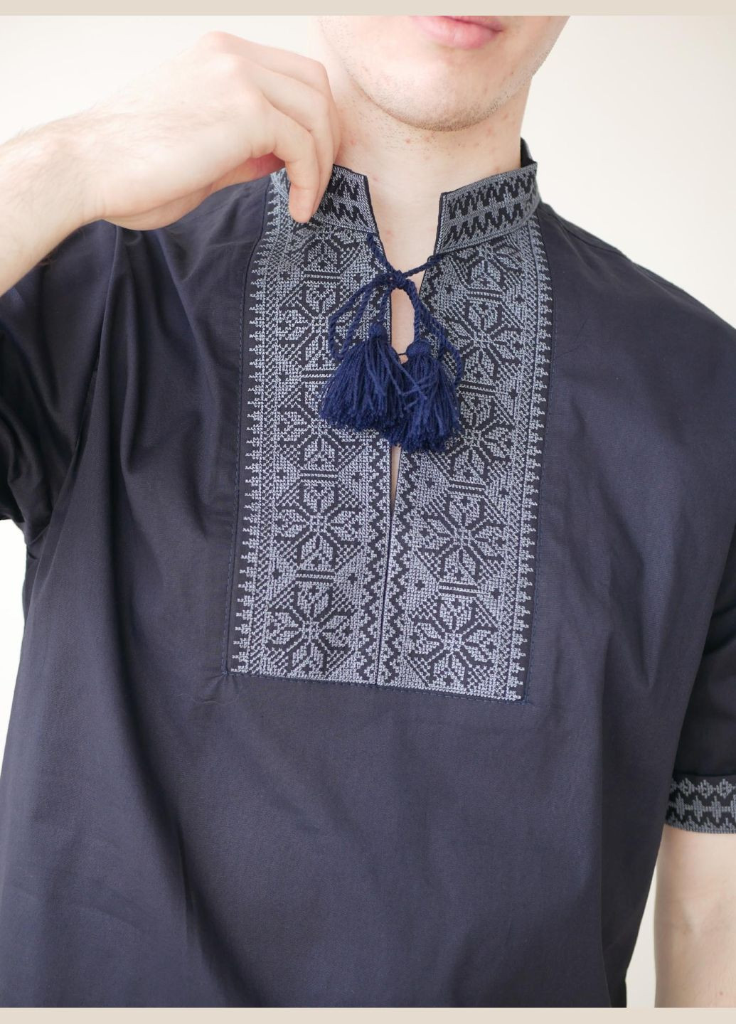 Тёмно-синяя вышиванка мужская с коротким рукавом эней темн.синий, раз.50 4PROFI (294909910)