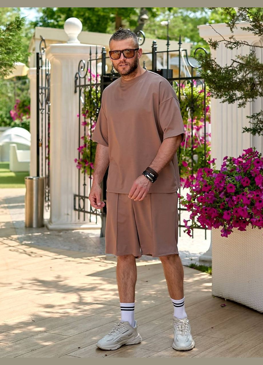 Темно-бежевый летний стильный базовый костюм из двунитки с шортами Vakko