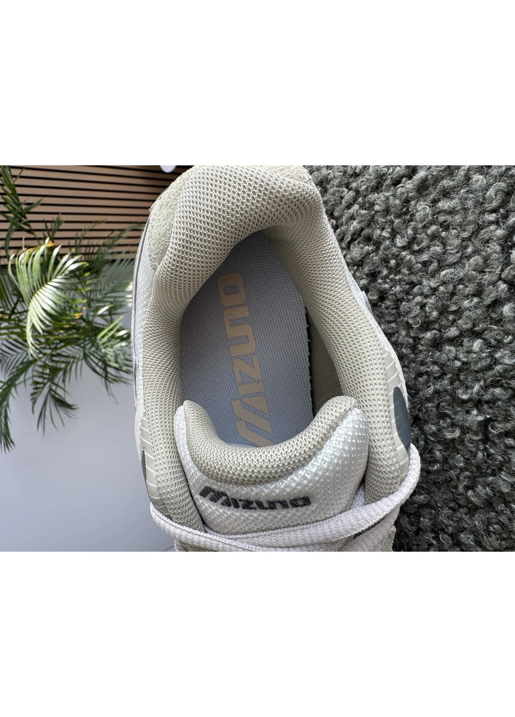 Бежевые демисезонные кроссовки мужские mizuno racer s beige | мизуно рейсер бежевые No Brand
