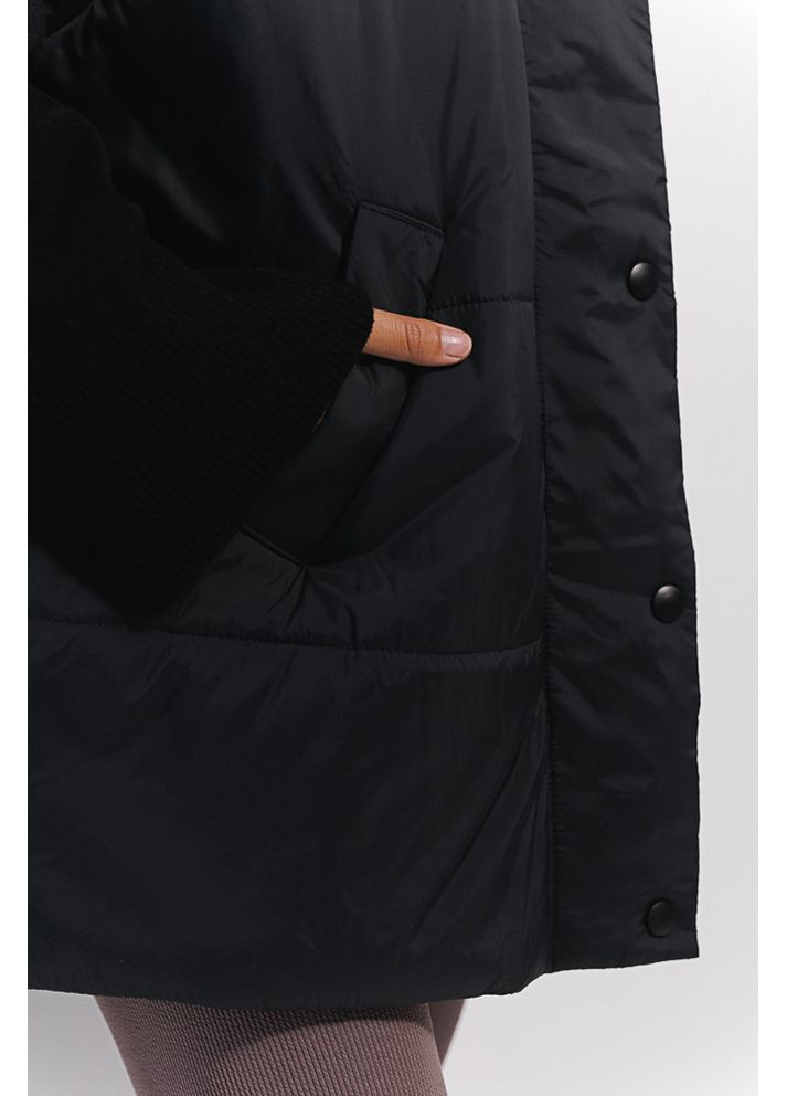 Жіночий стьобаний жилет на блискавці та кнопках чорний Arjen (294907559)