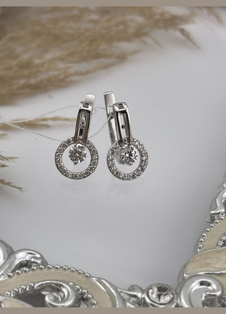 Красивые серебряные серьги с классической застежкой. No Brand (323214561)