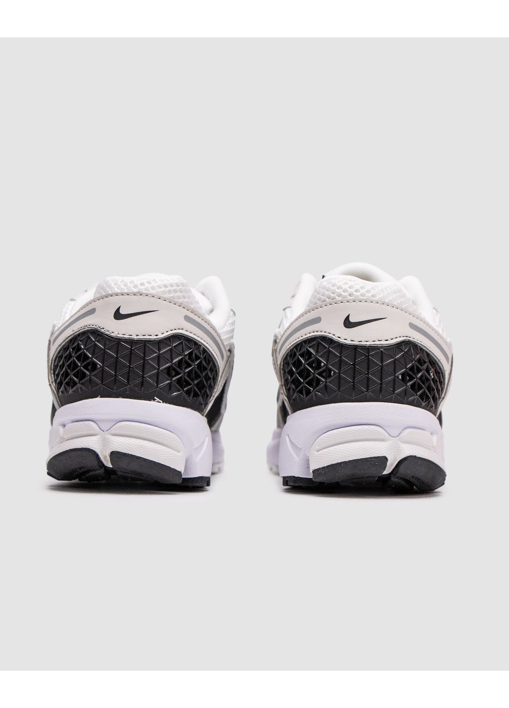 КРОСІВКИ ЖІНОЧІ NIKE ZOOM VOMERO 5 WHITE / BLACK PLATINUM TINT METALIC НАЙК АІР ЗУМ ВОМЕРО 5 No Brand чорні демісезони (368861745)