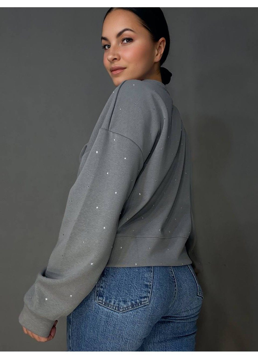 Сірий світшот жіночий 2950 oversize з розсипом камінців W стрази (370456415)