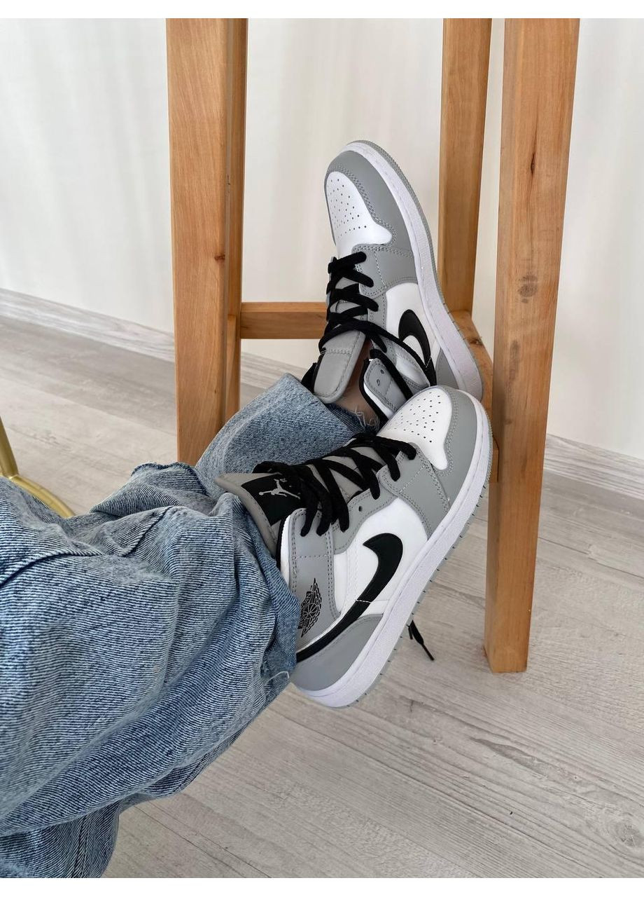 Серые демисезонные кроссовки мужские nike air jordan 1 retro mid smoke grey найк аир джордан No Brand