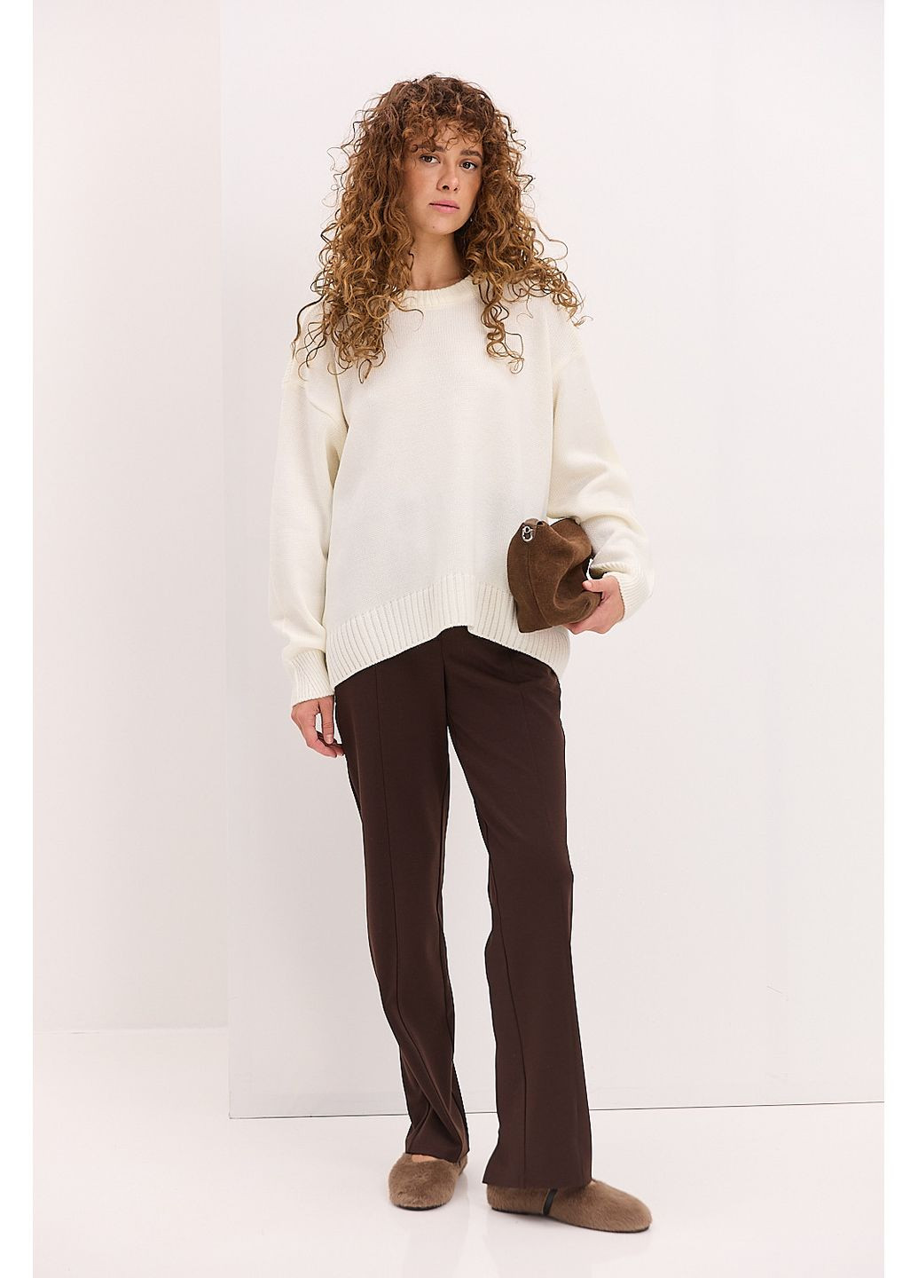 Жіночі трикотажні штани з розрізами ззаду Arjen (361314404)