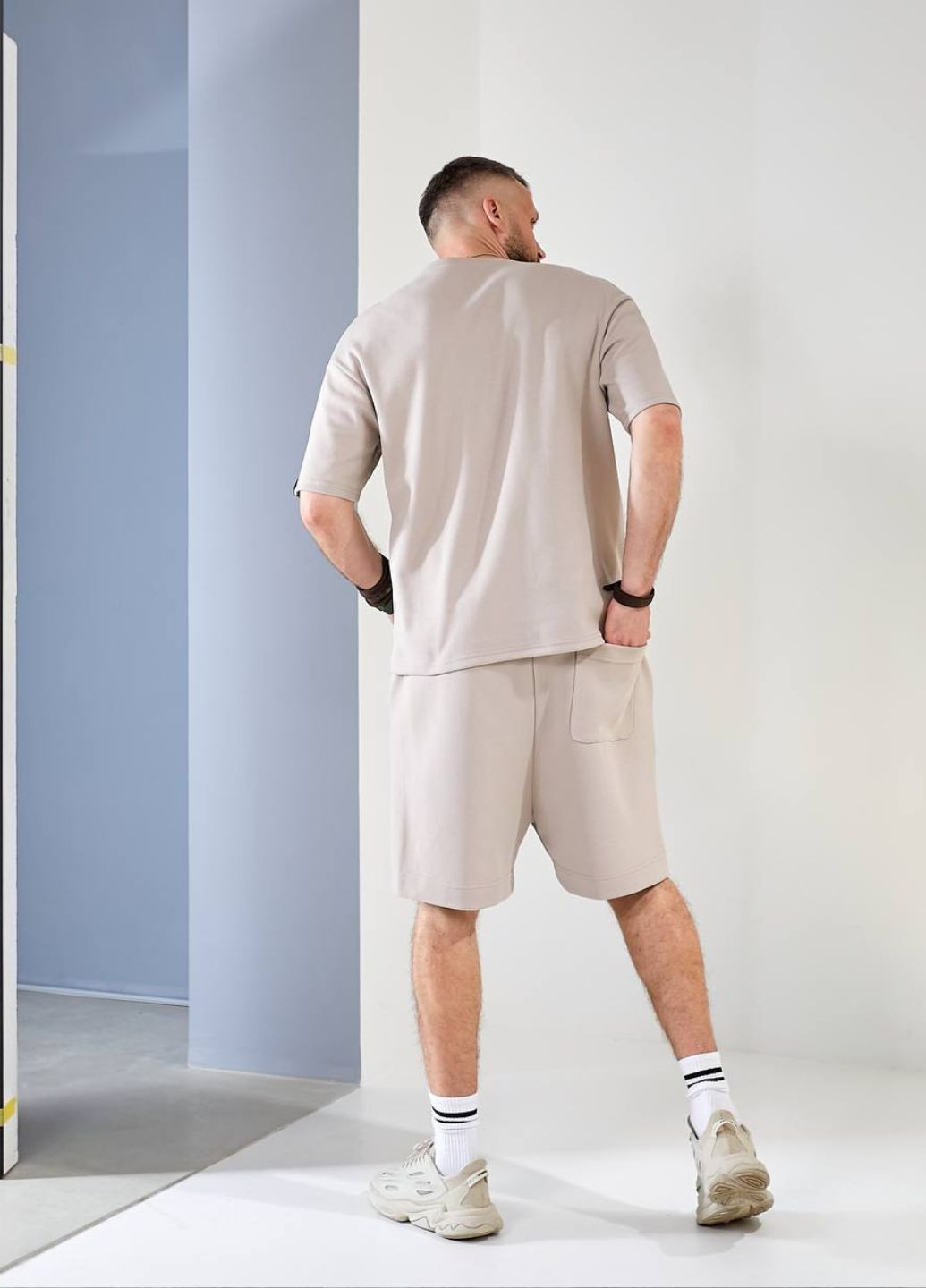 Бежевый летний мужской костюм шорты. с шортами Allthings