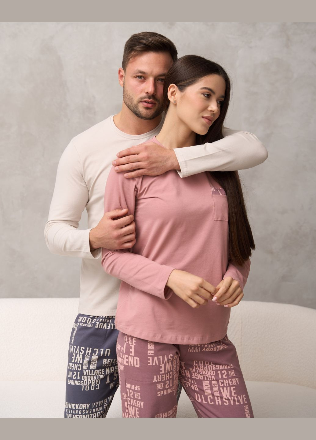 Пудровая женская пижама со штанами в надписи Nicoletta