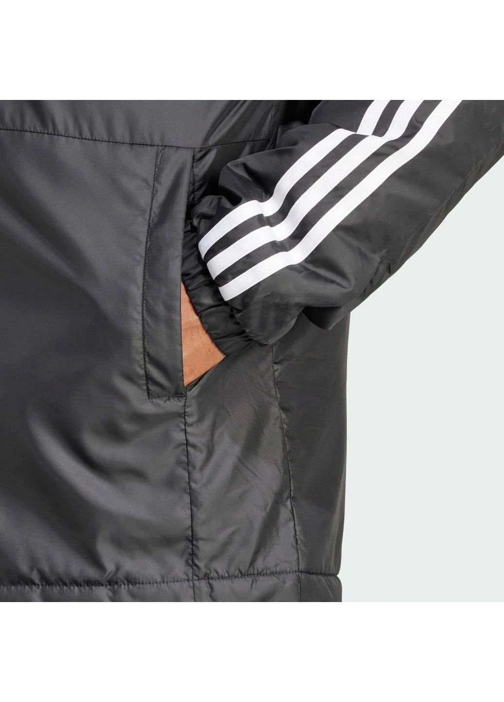Чорна куртка ess 3-stripes black in7194 adidas
