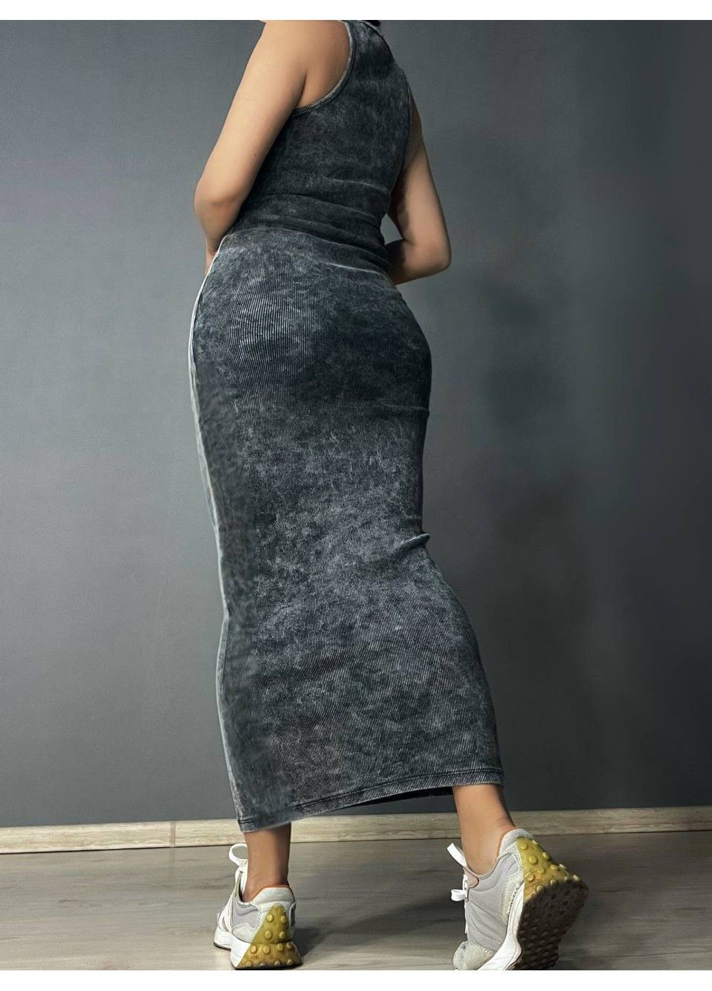 Чорна сукня жіноча 240030 довга майкою варена тай-дай в рубчик MMC