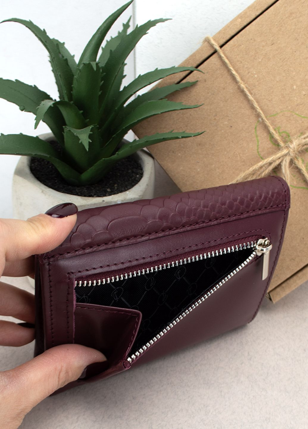 Подарунковий жіночий набір №89: гаманець Sabrina + обкладинка на паспорт + ключниця (бордовий пітон) HandyCover (282744626)