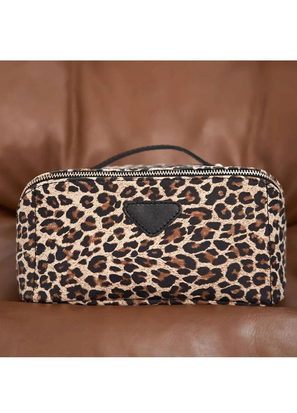 Дорожня шкіряна сумка косметичка органайзер з ручкою на 2 відділення для косметики 24х13х16 см (479856-Prob) Світлий леопард Unbranded (324950257)