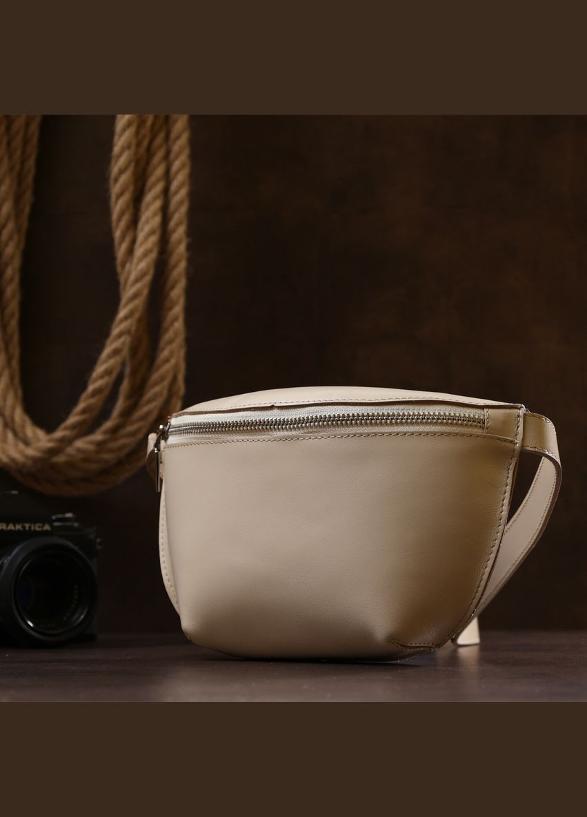 Сумка через плече бананка шкіряна жіноча 16391 Бежевий Shvigel (302008565)