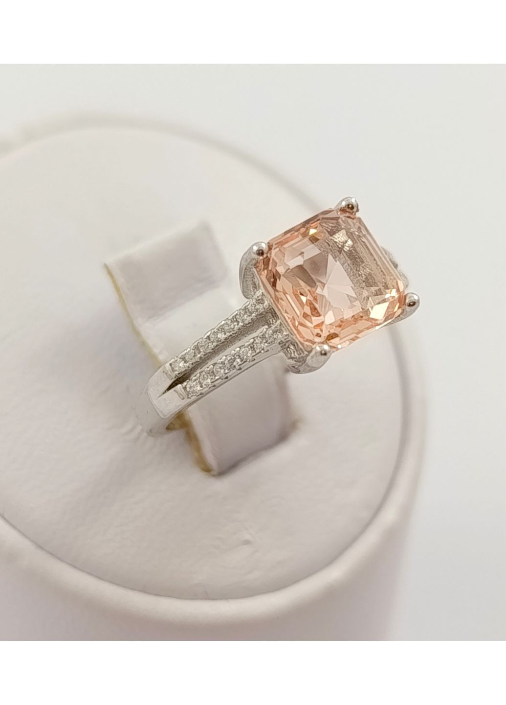 Серебряное кольцо с морганитом КТ104/ц-мг Shatlen Каблучка (356180716)