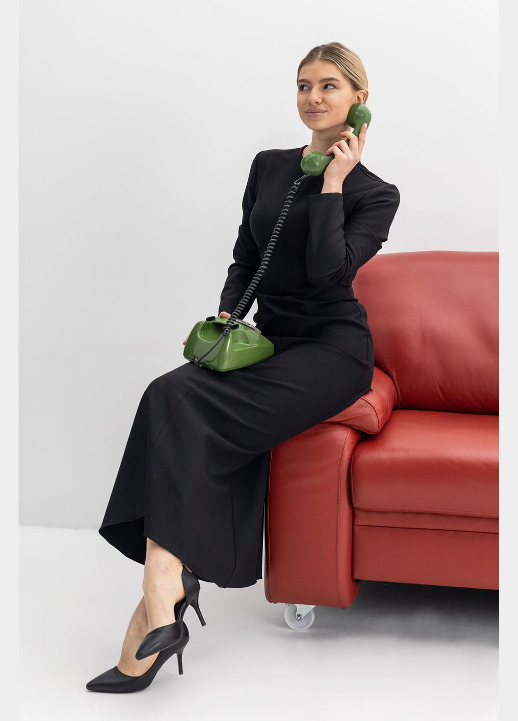 Чорна святковий жіноча сукня «vivienne» чорного кольору Lana Bryk однотонна