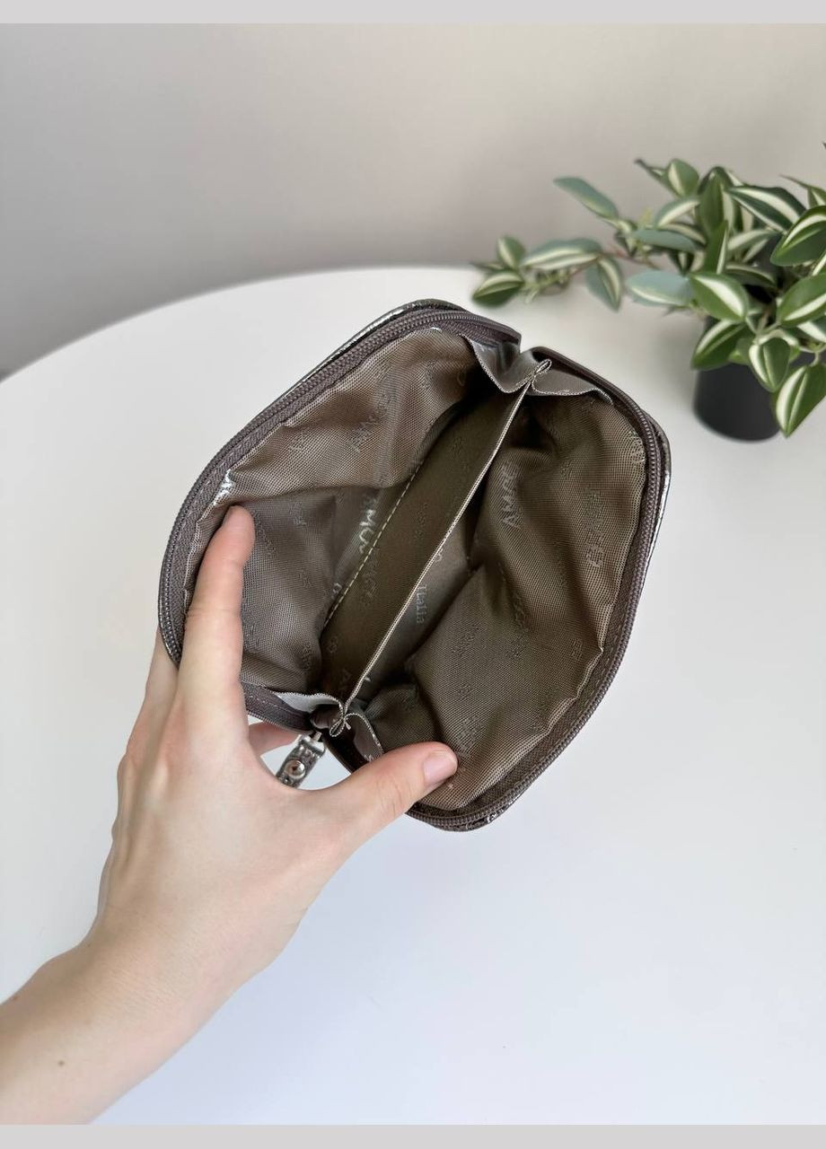 Косметичка из натуральной кожи на два отделения с ручкой VI&VA (299338672)