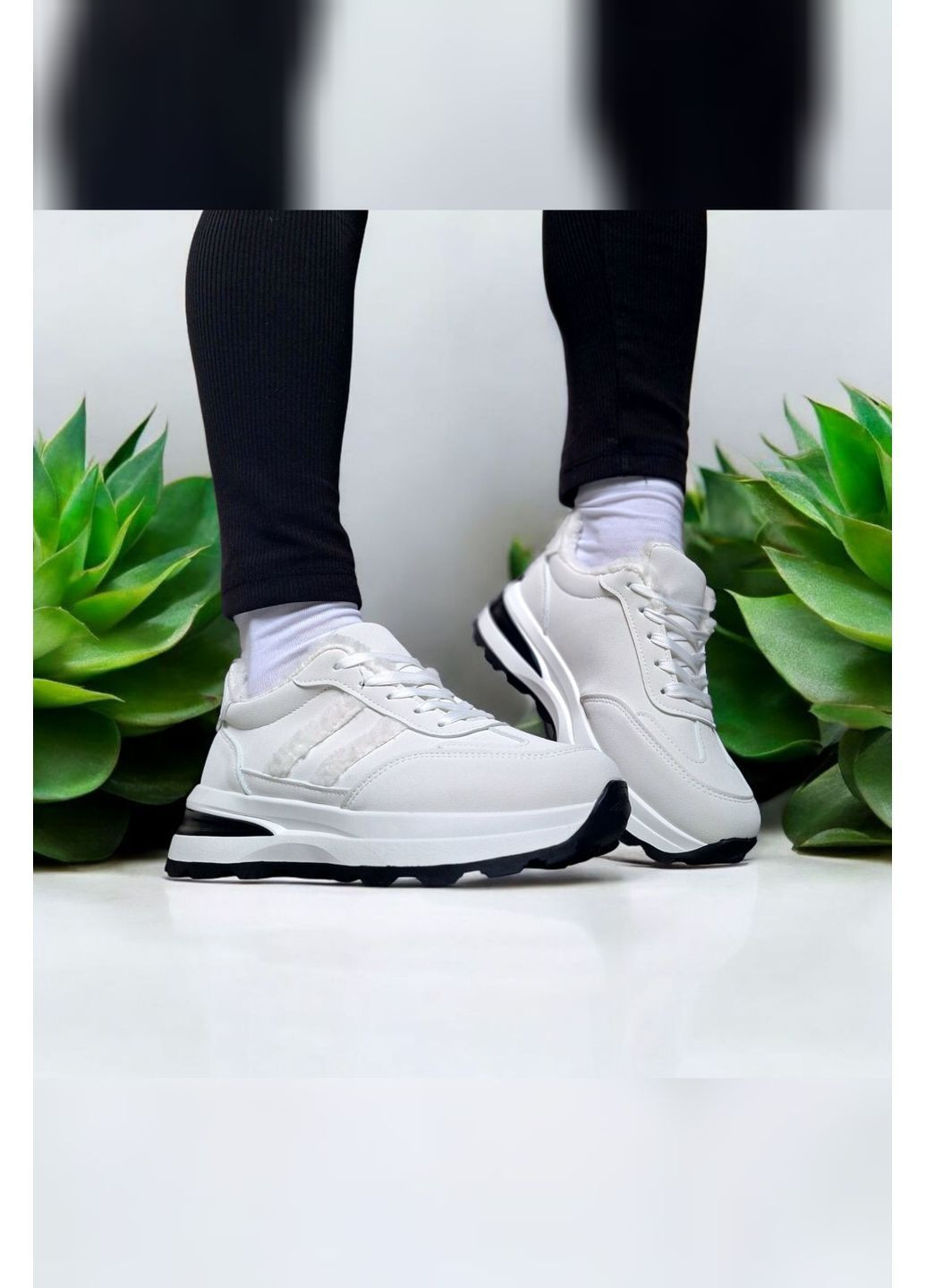 Зимние женские кроссовки белые с мехом тёплые утеплённые спортивные Viki кросівки белые зима (366290174)