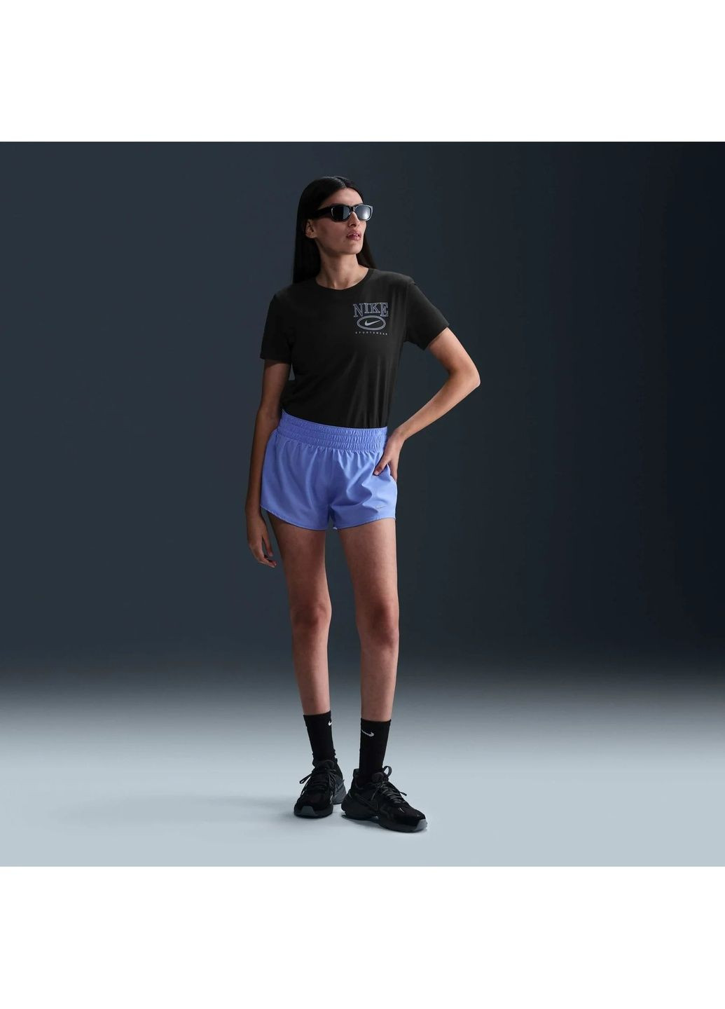 Женская футболка Club Black Nike - (365961855)