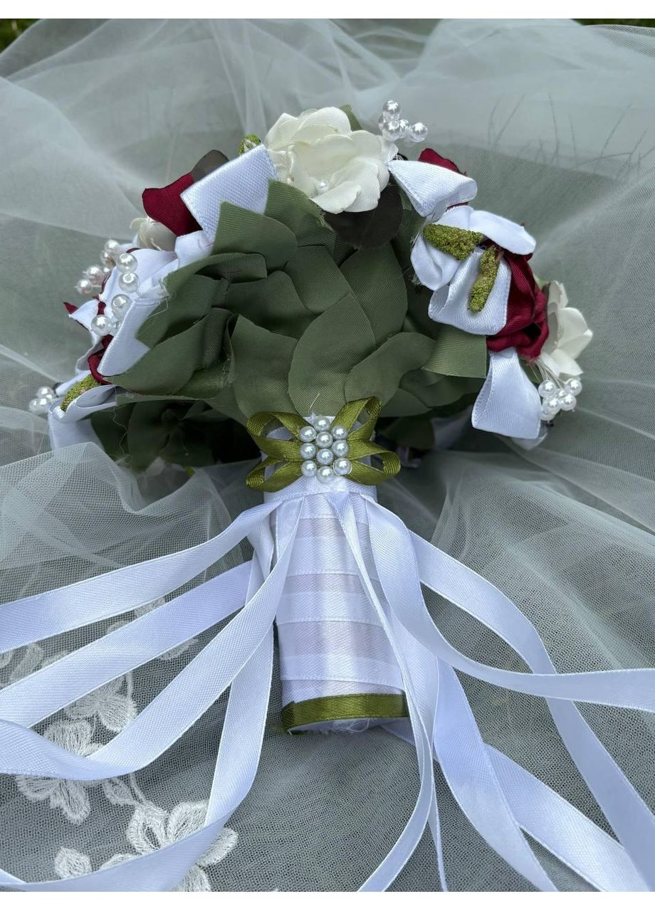 Букет-дублер нареченої зі стрічками Бордово-білий Букет-дублер на весілля Весільний букет ручної роботи No Brand (367056133)