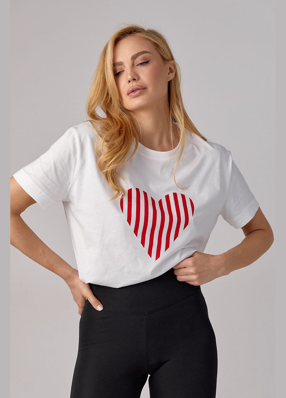 Молочна літня жіноча футболка з смугастим серцем Lurex