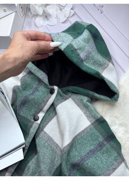 Бомбер жіночий, теплий, з капішоном,, розмір (арт.777) No Brand (358931465)