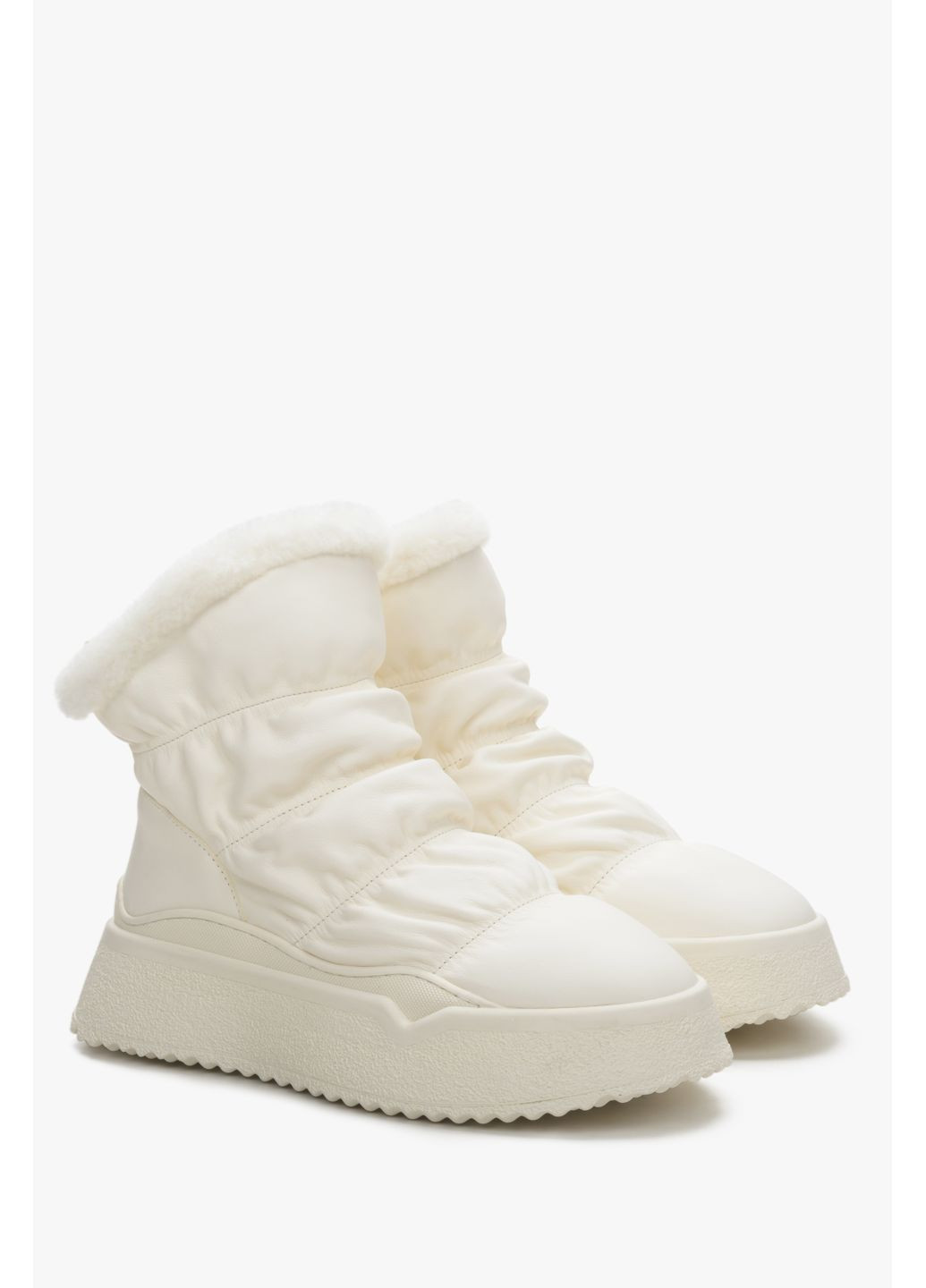 Уггі, колір молочний Estro (355885490)