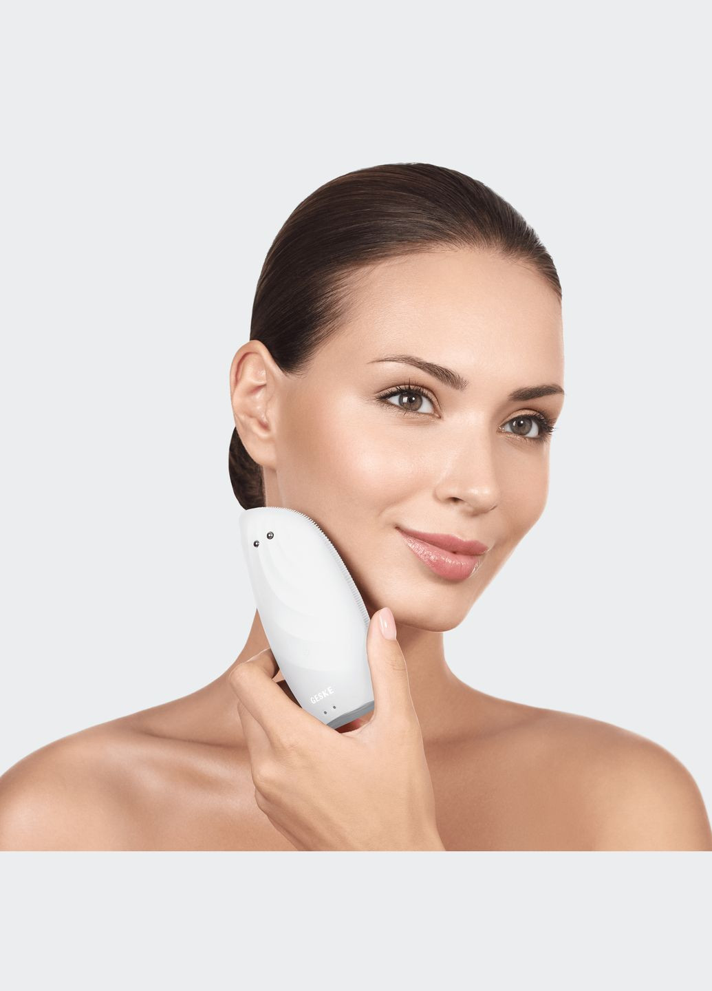 Очистительная щетка для лица Sonic Thermo Facial Brush&Face-Lifter 8в1 white GESKE (341525924)