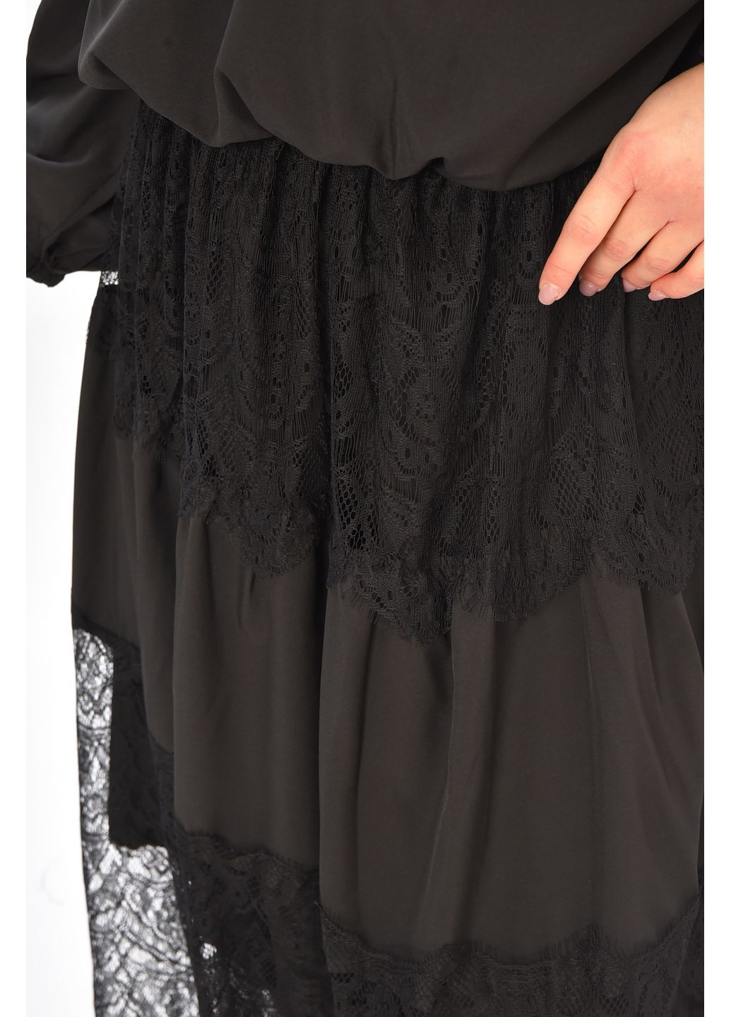 Чорна повсякденний сукня жіноча однотонна напівбатальна чорного кольору з баскою Let's Shop однотонна