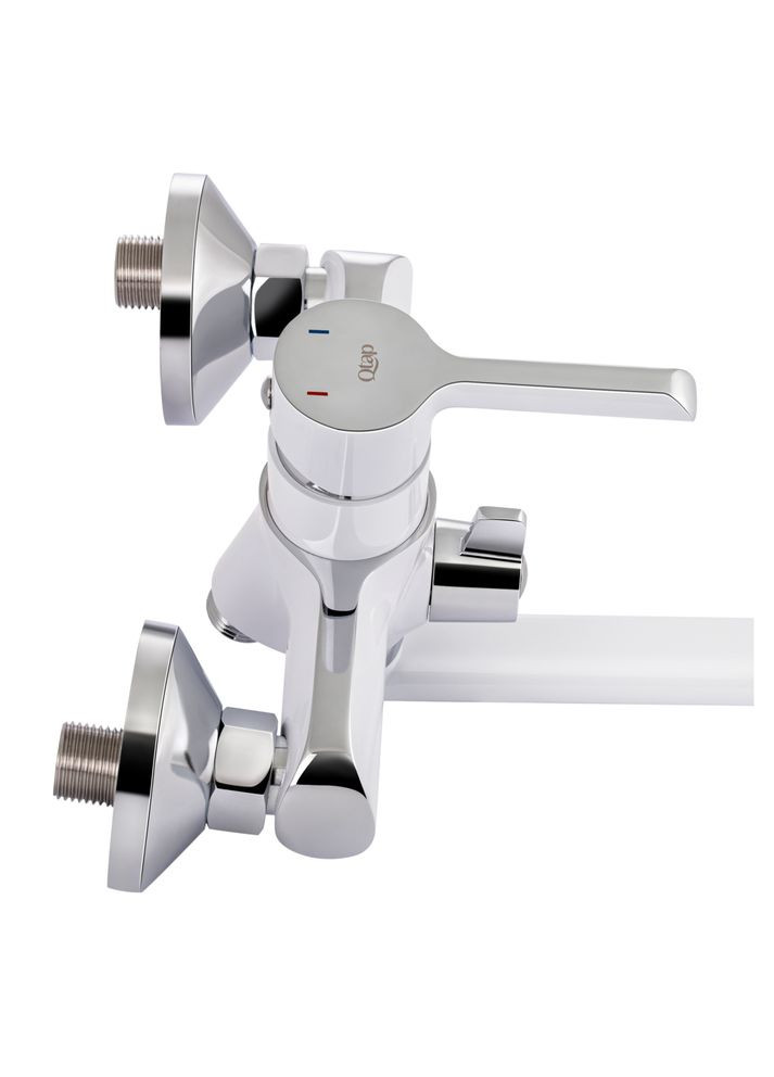 Смеситель для ванны Grand с поворотным изливом (c душевым гарнитуром) QTGRAWCR005 Chrome/White Qtap 005 (346492462)
