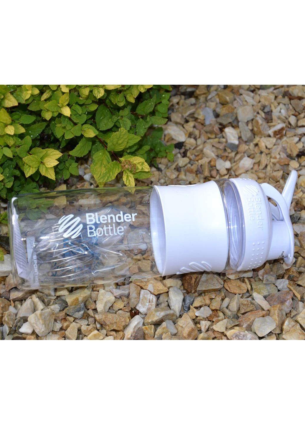 Шейкер спортивний (пляшка) BlenderBottle SportMixer Flip 28oz/820ml White Blender Bottle (395013853)