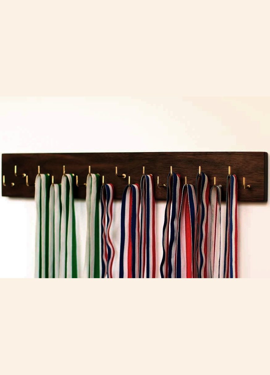 Полка для медалей из дерева Дамбула капучино (ПМЛ-002309) No Brand (328912453)