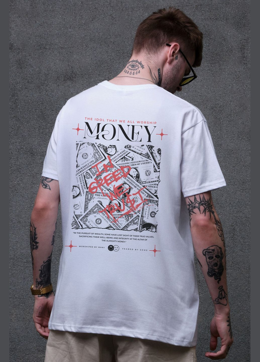 Белая мужская оверсайз футболка с принтом money grafity с длинным рукавом Without