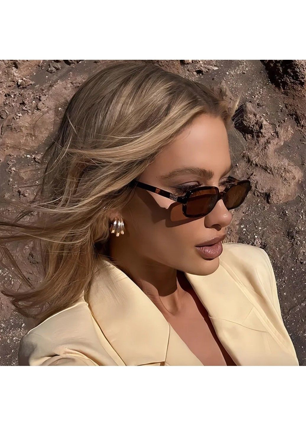 Жіночі сонцезахисні окуляри прямокутні 6001 No Brand (322581709)