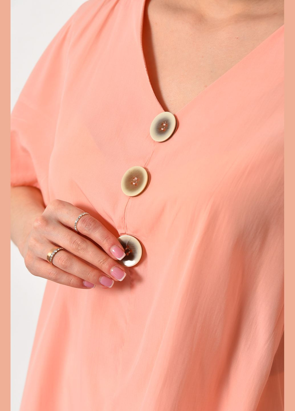 Персикова демісезонна блуза жіноча напівбатальна з коротким рукавом персикового кольору з баскою Let's Shop