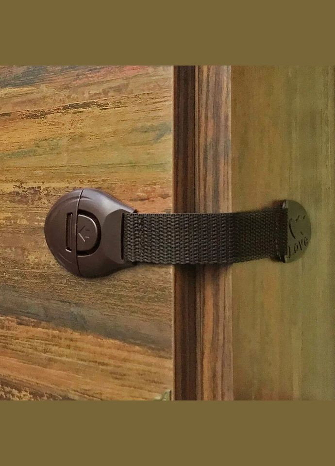 Набір дитячого захисту захист на меблі та розетки 9 предметів LELUNO (312000287)